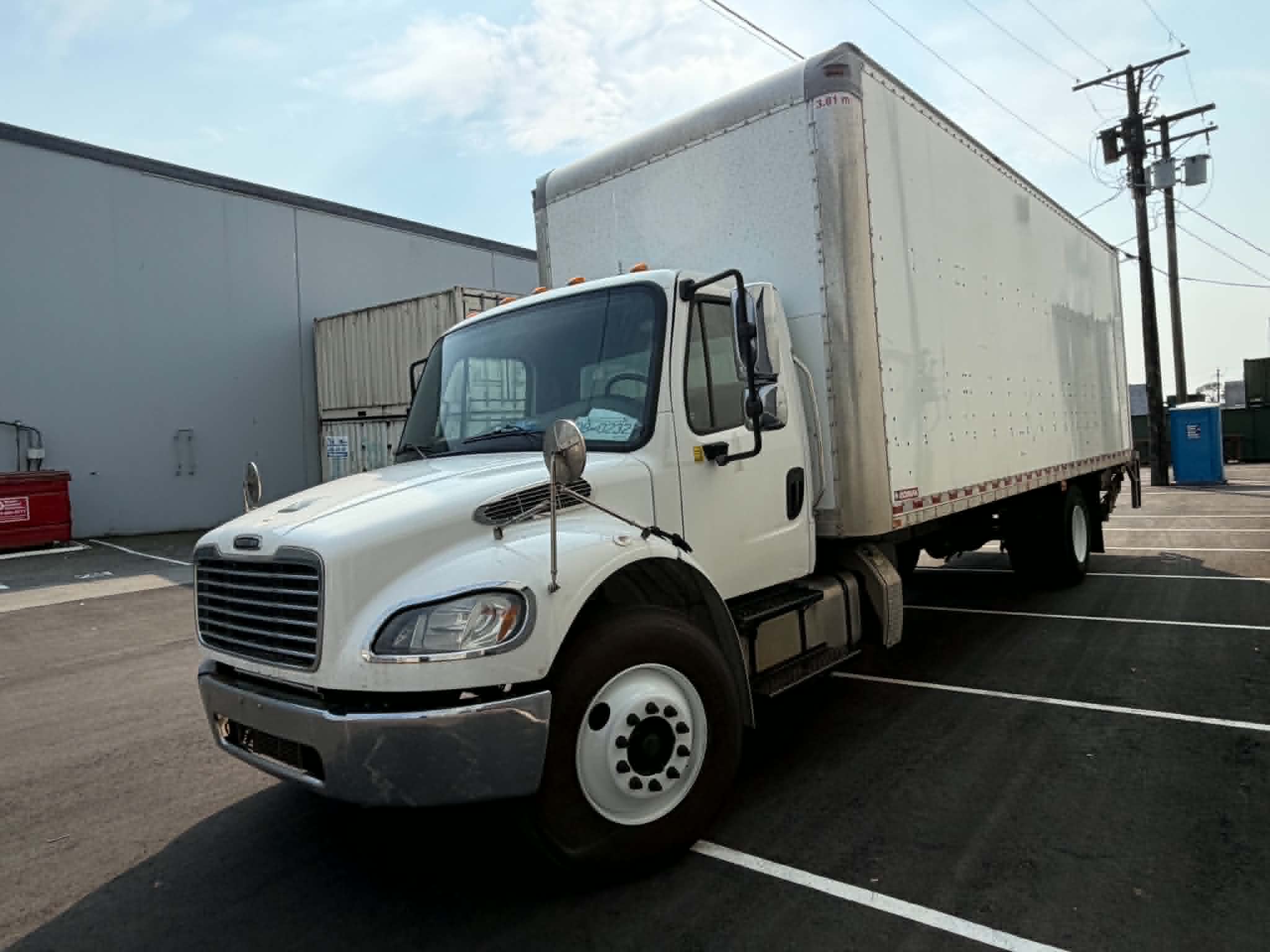 2019 Freightliner photo 2
